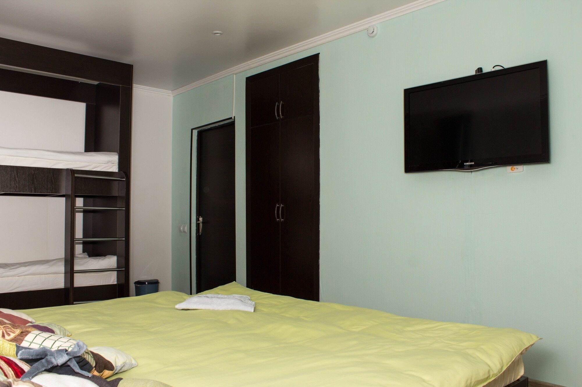Nicehostel Almaty Esterno foto